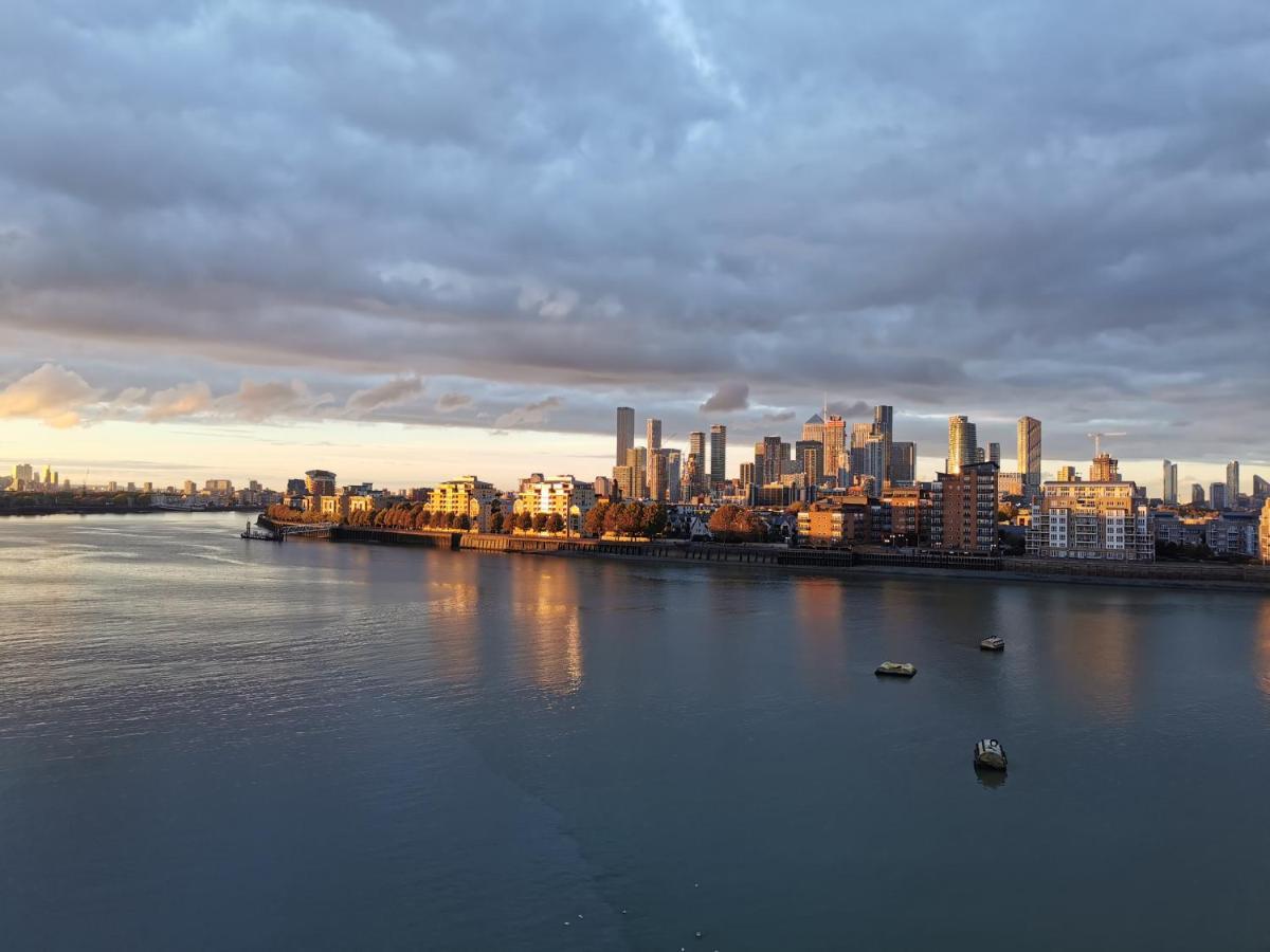 Homestay Room With Stunning Thames River View 伦敦 外观 照片