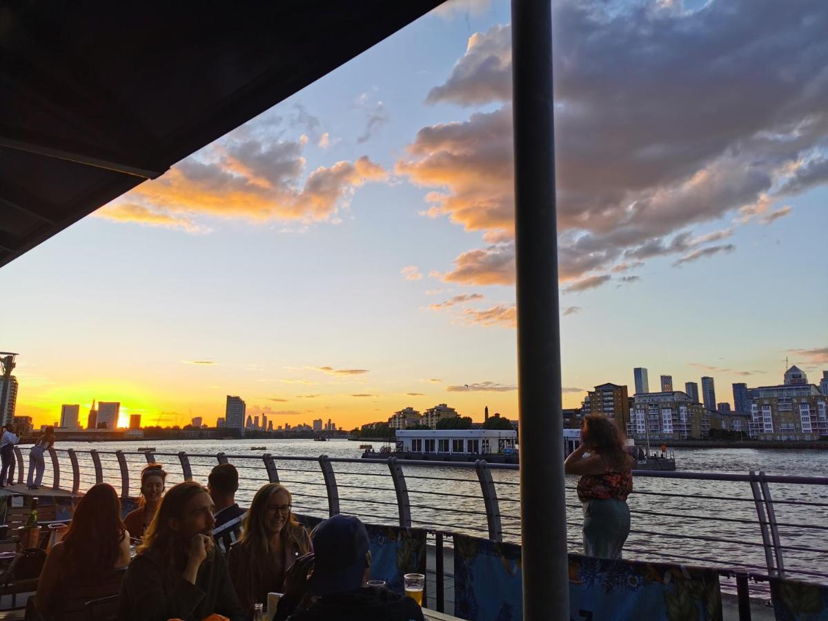 Homestay Room With Stunning Thames River View 伦敦 外观 照片